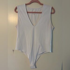 a new day White V-Neck Sleeveless Bodysuit